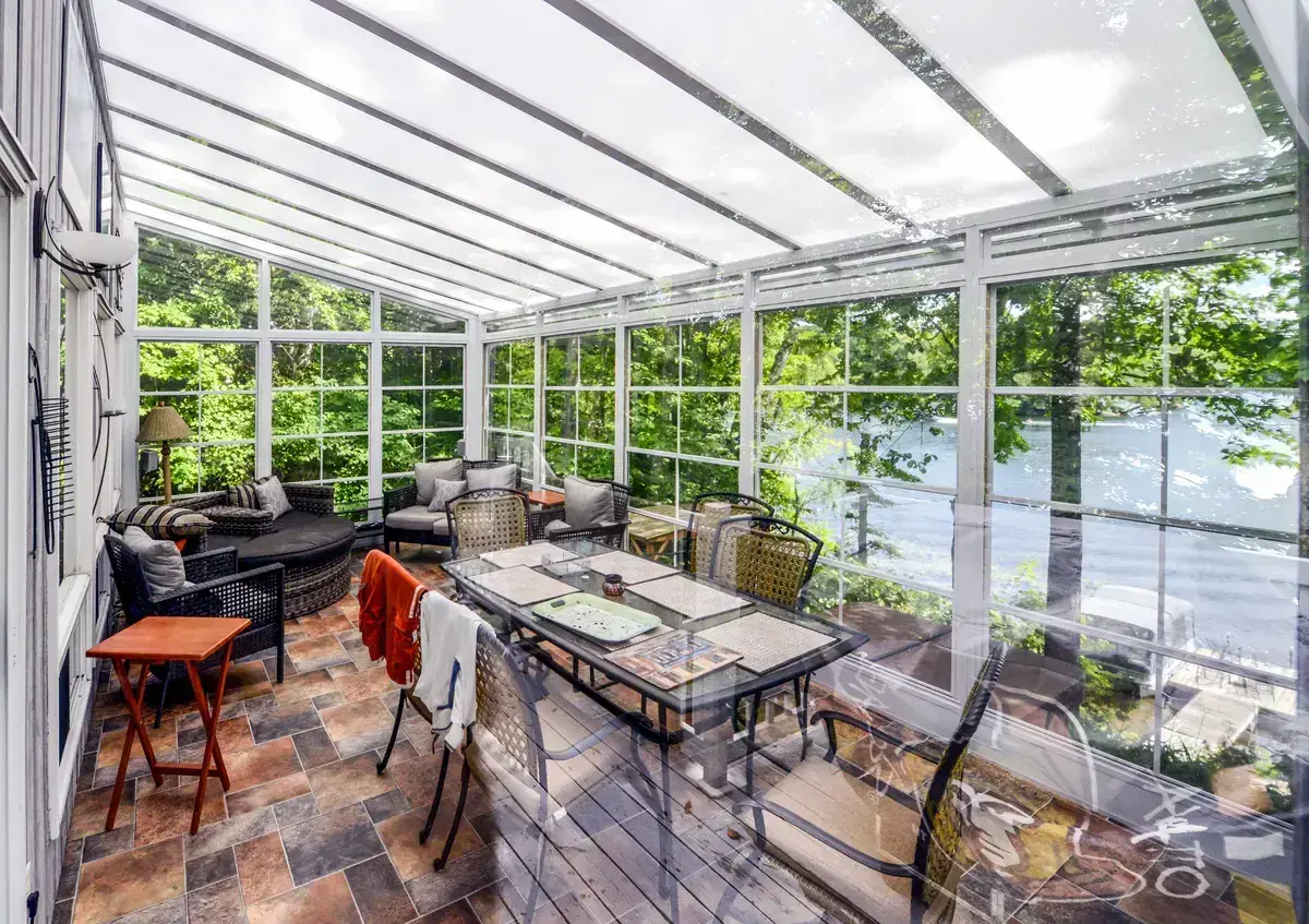 Sunrooms 10 sunspace sunrooms model200