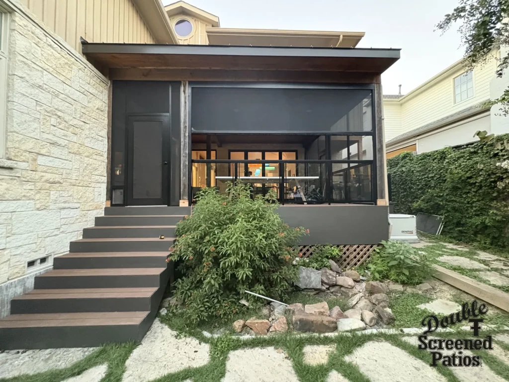 Aluminum Railing with Glass in Dallas, TX – Project by Double T Screened Patios